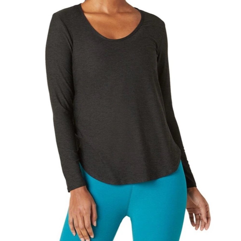Beyond Yoga Featherweight Scooped Neck Long Sleeve in Darkest Night